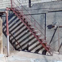 فروش پله آهنی