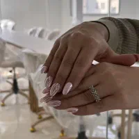 کاشت ترمیم ناخن کراتین رنگ مژه میکاپ شنیون فیبروز|خدمات آرایشگری و زیبایی|کرج, المهدی|دیوار