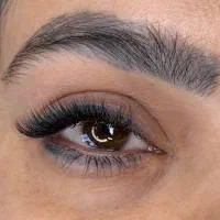 تخفیف ویژه خدمات اکستنشن مژه و لیفت