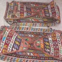 یک جفت ،مفرش یا جا رختخوابی سنتی تمیز