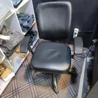 صندلی چرخ دار