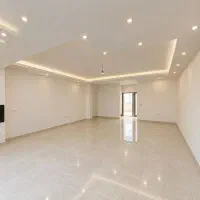 ۱۱۷ متری/حیاط دار/تک واحدی/سنددار