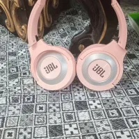 هدفونJBL