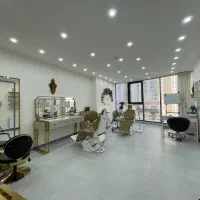 دستیار سالن زیبایی زنانه