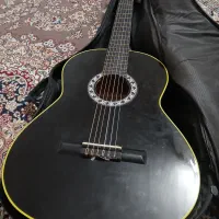 گیتار آنتونیوسزار درحد نو