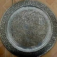 یک عدد سینی مسی منبت کاری شده