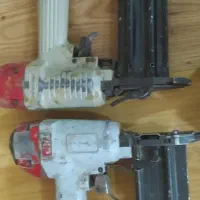 تعدادی میخکوب+ابزار آلات|ابزارآلات|مشهد, هفت تیر (حافظ)|دیوار