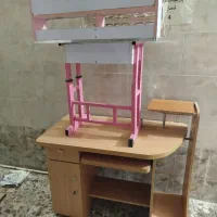 میز کامپیوتر ودرب چوبی صفحه کابینت