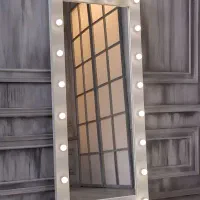 آینه هالیوودی کد۵۳|آینه|ایلام, |دیوار