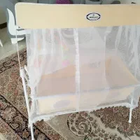 گهواره|کالسکه و لوازم جانبی|شاهین‌شهر, شهرک گلدیس|دیوار