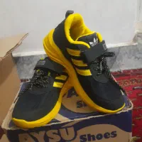 کتونی بچه گانه و کالج زنانه ارزان|کیف، کفش، کمربند|بروجرد, |دیوار