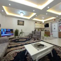 واحد-86متری-طبقه-دوم-سه-سال-ساخت