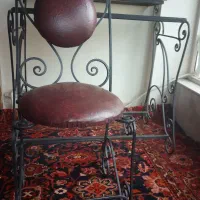 میز وصندلی فر فورژه مشکی توا فوقی