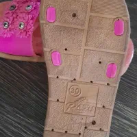 صندل دخترانه|کفش و لباس بچه|رشت, کاکتوس|دیوار