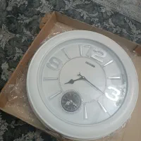 ساعت کاملا نو با کارتون