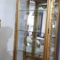 ویترین کارشده زیبا در حد نو
