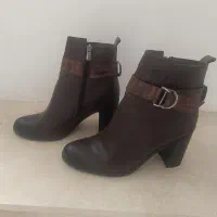 نیم بوت چرم