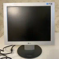 مانیتور و کیس و اسپیکر