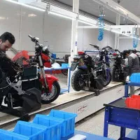 استخدام نیروهای غیربومی