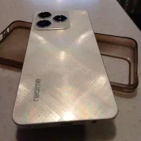 ریلمی c61 در حد آکبند و نو 6\128