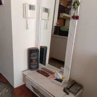 فروش ۳ عدد آیینه و کنسول در حد نو|بوفه، ویترین، کنسول|کازرون, |دیوار