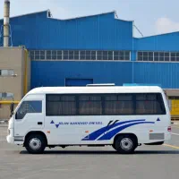 انجام سرویس با مینی بوس مدل بالا