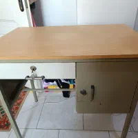 فروش فوری میز تحریر و اداری