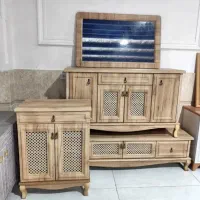 میز تلوزیون کلاسیک پایه چوبی