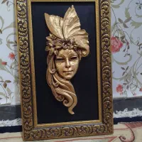 تابلوی برجسته بانوی زیبا