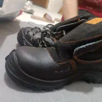 کفش ایمنی|کیف، کفش، کمربند|هشتگرد, شهرک ریحانه|دیوار