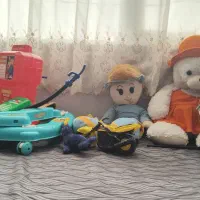 عروسک و اسباب بازی