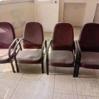 فرش چرم دفتری ، صندلی انتظار و فایل ( در حد نو )