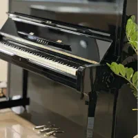 پیانو اکوستیک یاماها u1