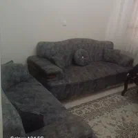 مبل راحتی سالم وتمیز ۲ نفره و۳ نفره
