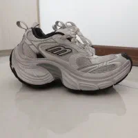 کتانی مستر Balenciaga