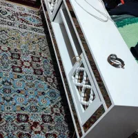 زیر تلوزیون