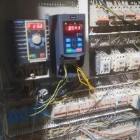 مونتاژ و نصب تابلو برق صنعتی و طراحی مدار eplan|خدمات پیشه و مهارت|رشت, سعدی (تختی)|دیوار
