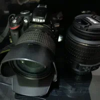 دوربین همراه با دو لنز