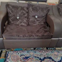 مبل چرم ۷نفره با ۱میز و۴عسلی
