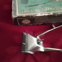 ماشین اصلاح آلمانی دستی|کلکسیون اشیاء عتیقه|شیراز, قدوسی شرقی|دیوار