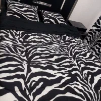 روتختی به همراه پرده