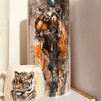 دکوری سرامیکی نقاشی شده با دست نقاش حرفه ای