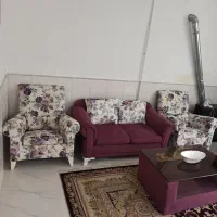 مبل ۷ نفره با میز فروش فوری|مبلمان خانگی و میز عسلی|قم, شهر قائم|دیوار