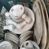 ظروف گل سرخی شش تیکه