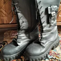 بوت ساق بلند