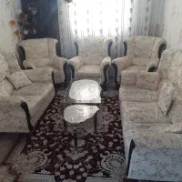 یک دست مبل ۹نفره راحتی همراه با میز به صورت توافقی|مبلمان خانگی و میز عسلی|تهران, شهرک رضویه|دیوار