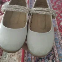 کفش کودک تمیز نو