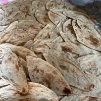 نان محلی و تافتون محلی