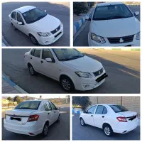 ساینا کارمندی