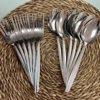 قاشق و چنگال و...